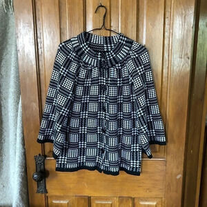 LAVENA 3/4 Length Sleeved  Cardigan